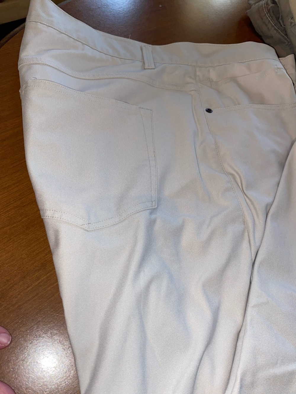 Cremieux Performance pants Camel/Tan color - Size 36/32 (507)